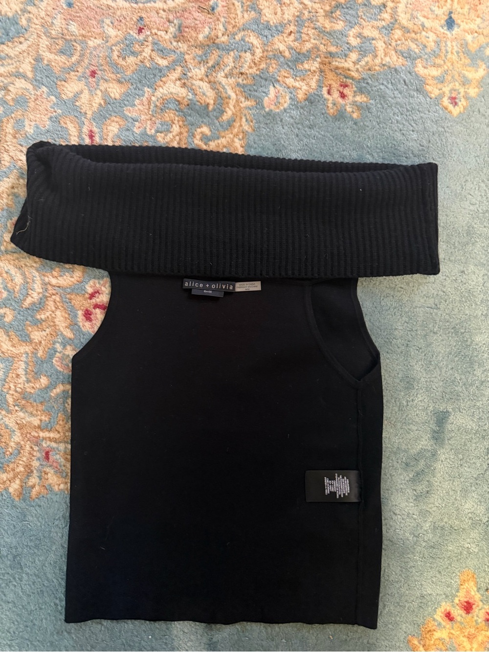 Alice + Olivia Base Black Off-the-Shoulder Sweater Top Size M